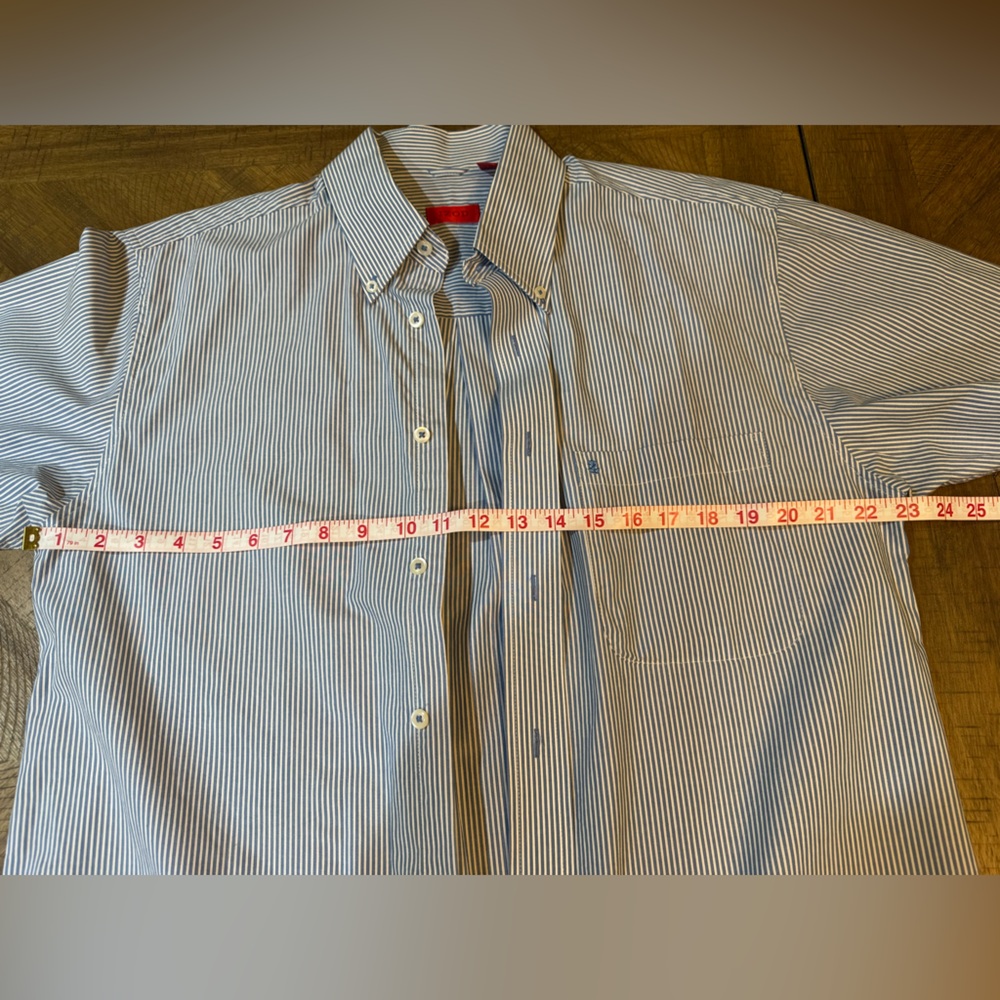 IZOD Men's Blue Striped Button Up Short Sleeve Shirt NWOT - Picture 5 of 10